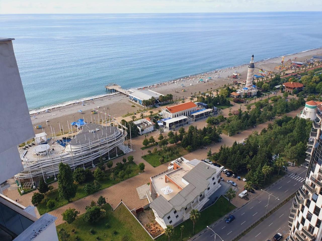 Batumi Royal Apartments Esterno foto