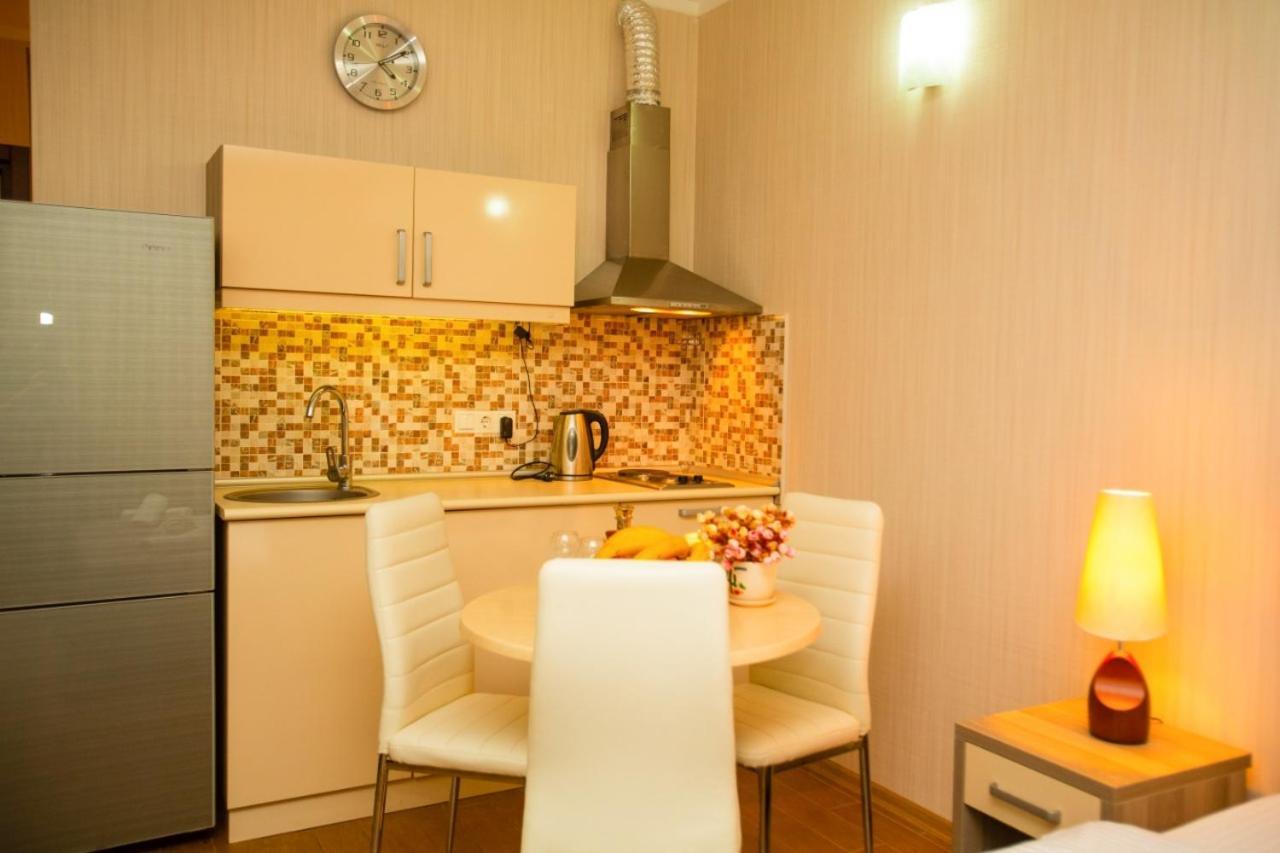 Batumi Royal Apartments Esterno foto