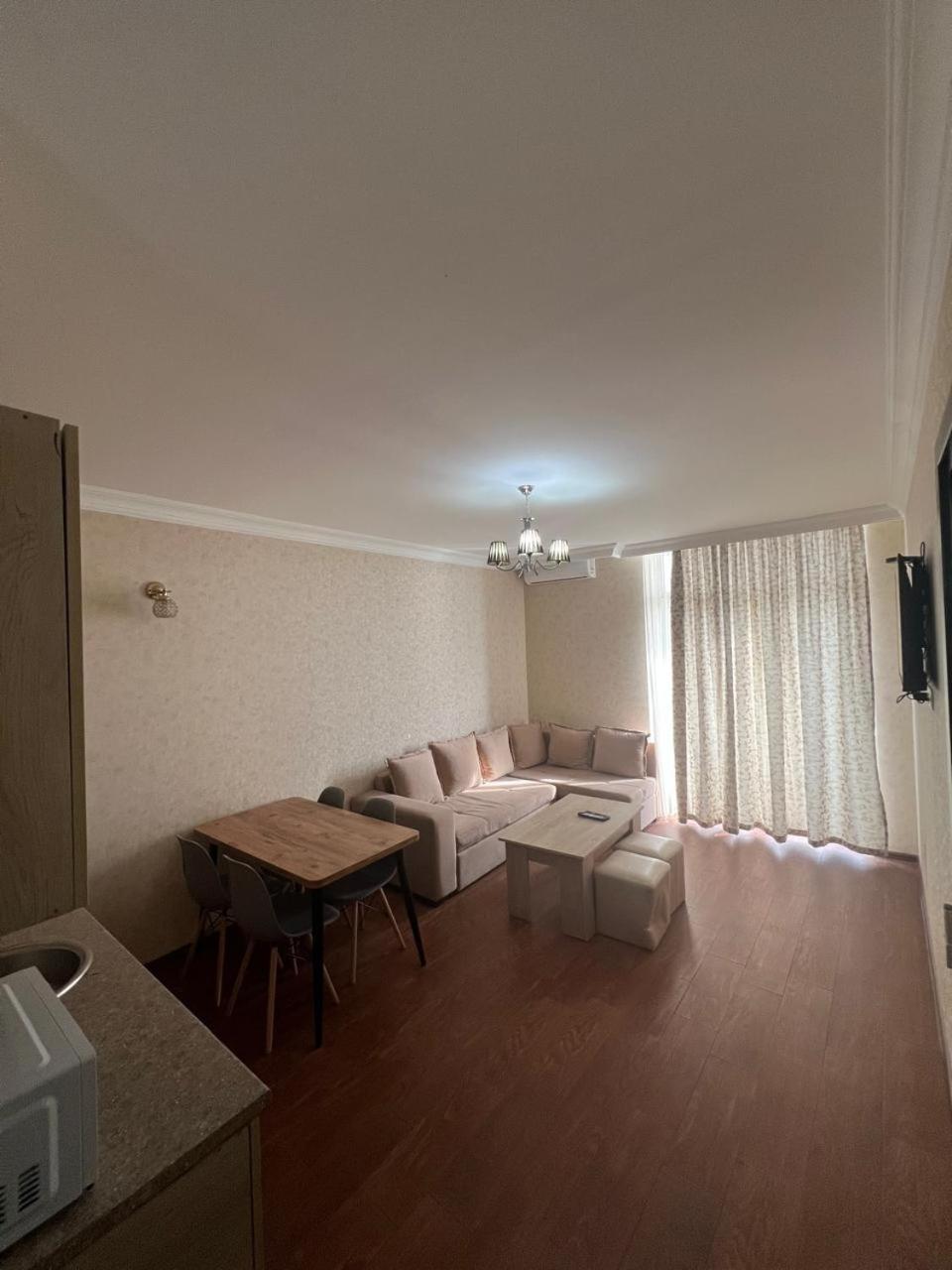 Batumi Royal Apartments Esterno foto